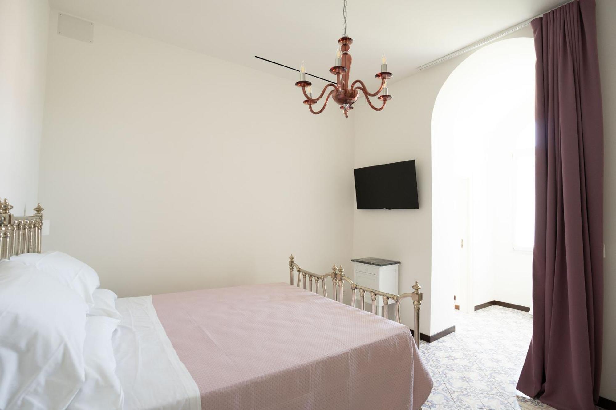 Casa Enzina Hotel Sorrento Exterior photo